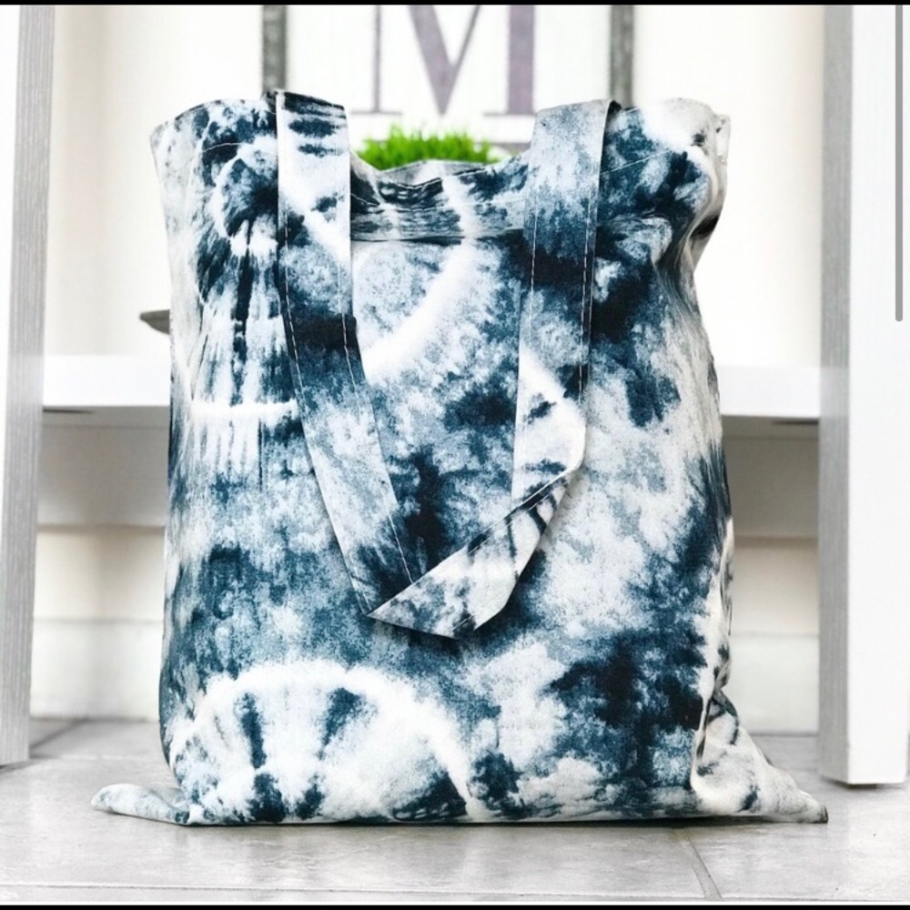 Lightweight navy tie dye tote bag - Picture 1 of 5
